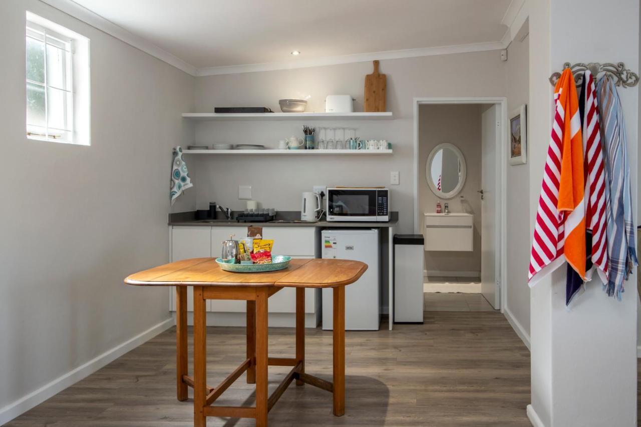 Goozi Garden Cottage Hermanus Esterno foto